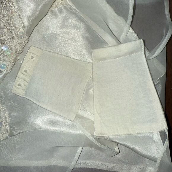 Victoria’s Secret Satin Lace Sheer Ruffle Teddy Bodysuit Ivory S Vintage Glam - Picture 9 of 11